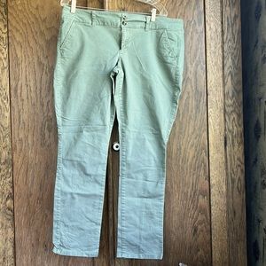 Abercrombie and Fitch size 16 Women’s Skinny Khakis